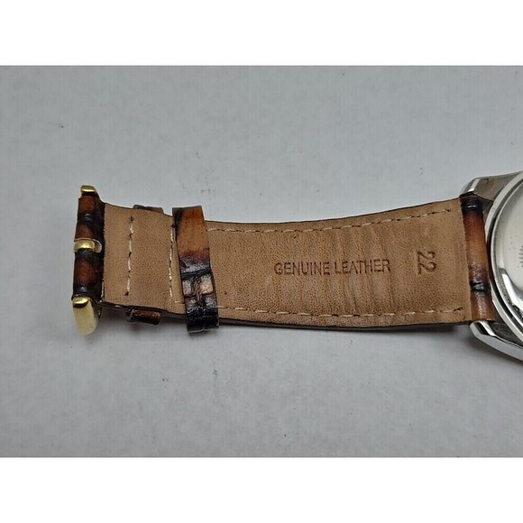 Juicy Couture Brown Dial Fluted Bezel Leather Strap Quartz Watch New Battery main image 11